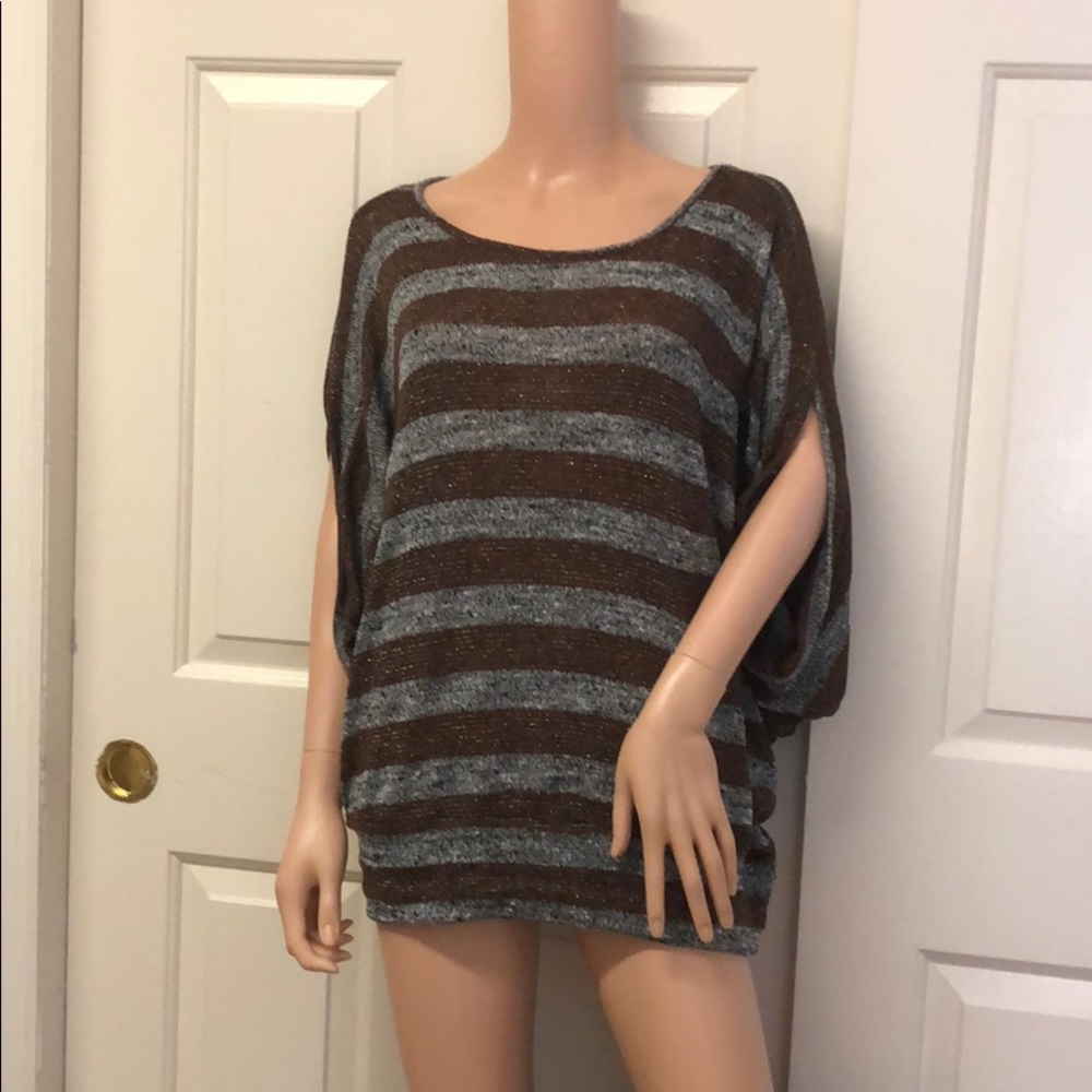 Cleo Woman’s Top